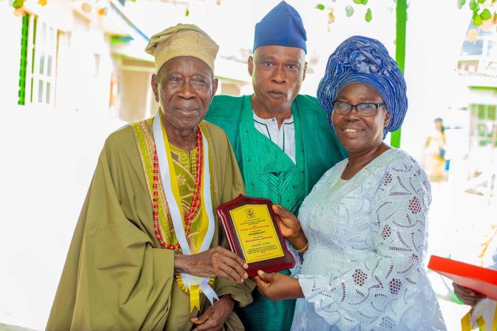 40TH ANNIVERSARY REUNION 